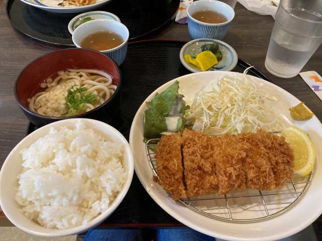 わらべ とんかつ定食