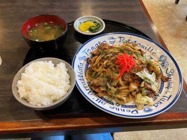 わらべ たれ焼きうどん定食